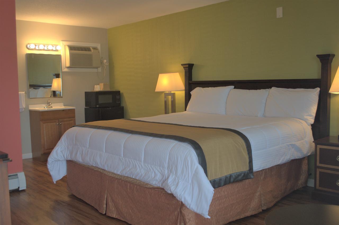 Carrier Motor Motel Newington